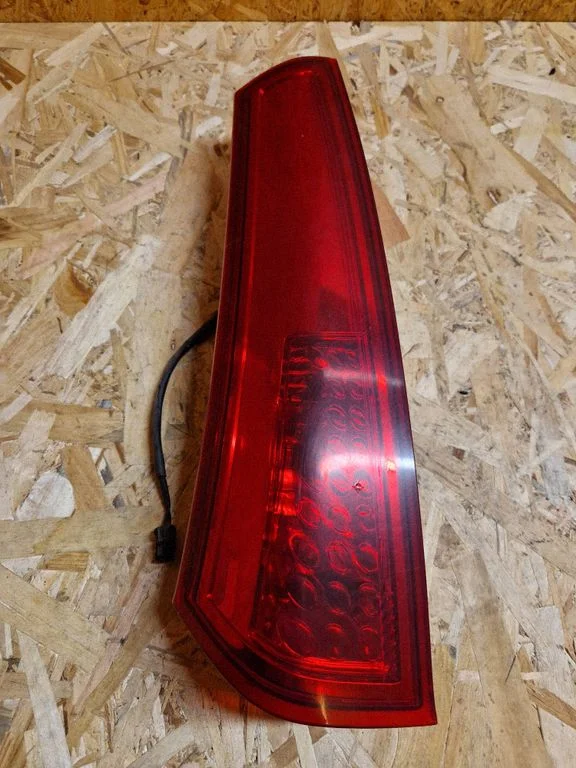 Rear/tail lights 924031H3