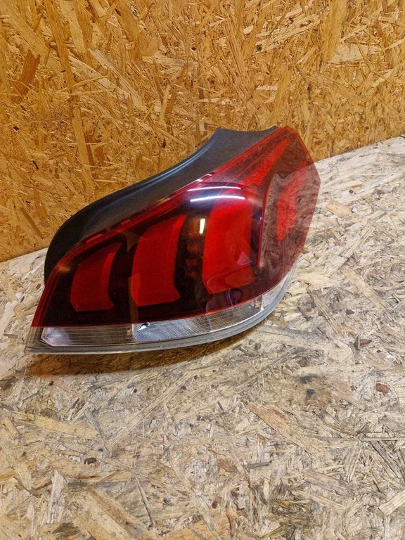Rear/tail lights 9807242880