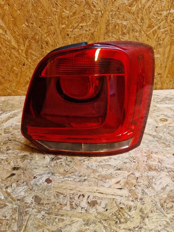 Rear/tail lights 6R0945258A