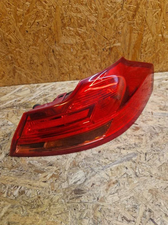 Tagatuli keres – Opel Insignia A (2008-2017)