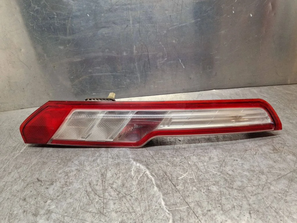 Rear/tail lights – Ford Transit Custom (2013-2023)
