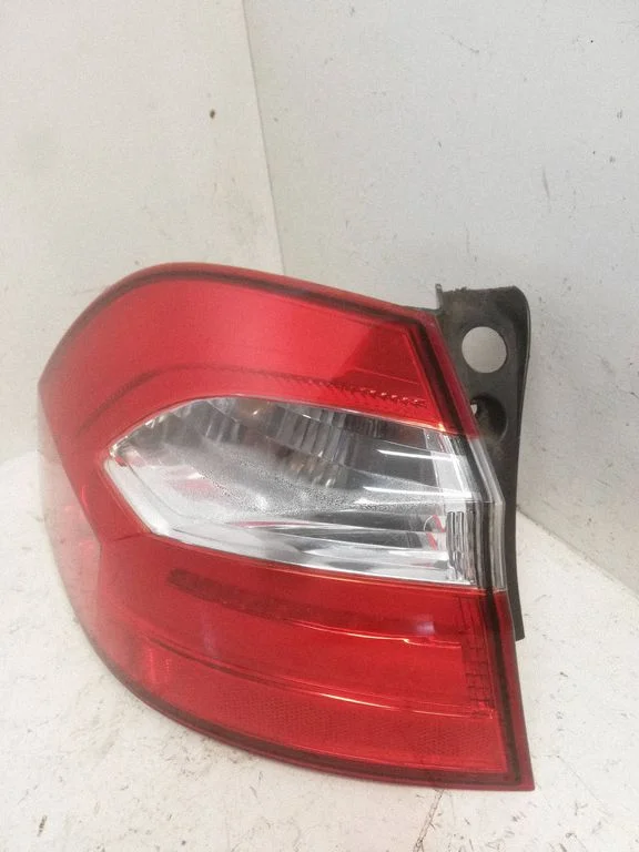 Tagatuli keres 924011W2