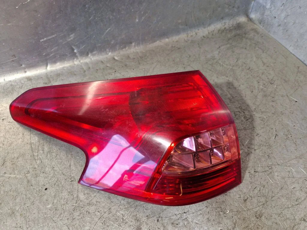 Rear/tail lights 9681074180