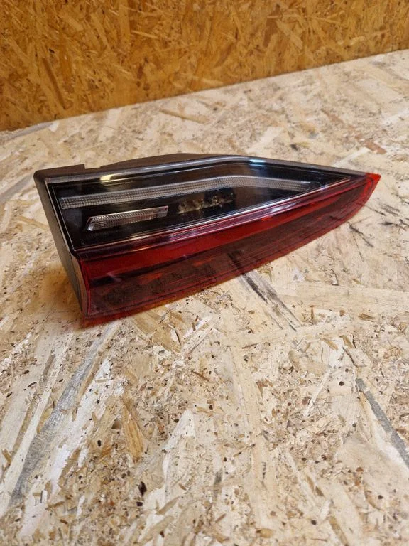 Tailgate rear/tail lights 5E6945308A