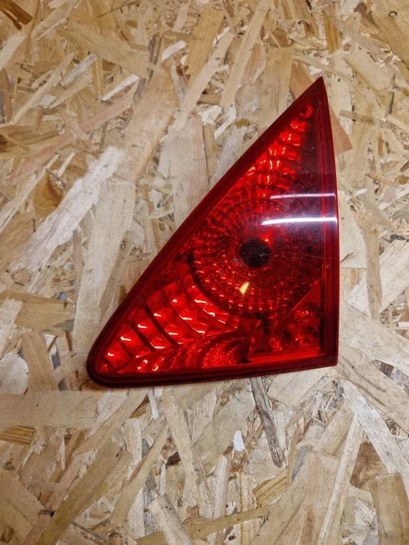 Tailgate rear/tail lights 9683460980