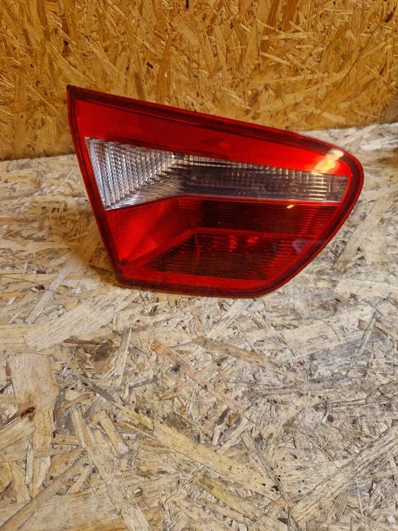 Tailgate rear/tail lights 6J8945093