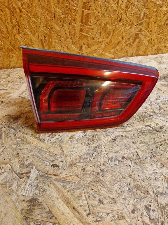 Tailgate rear/tail lights 92403G5130