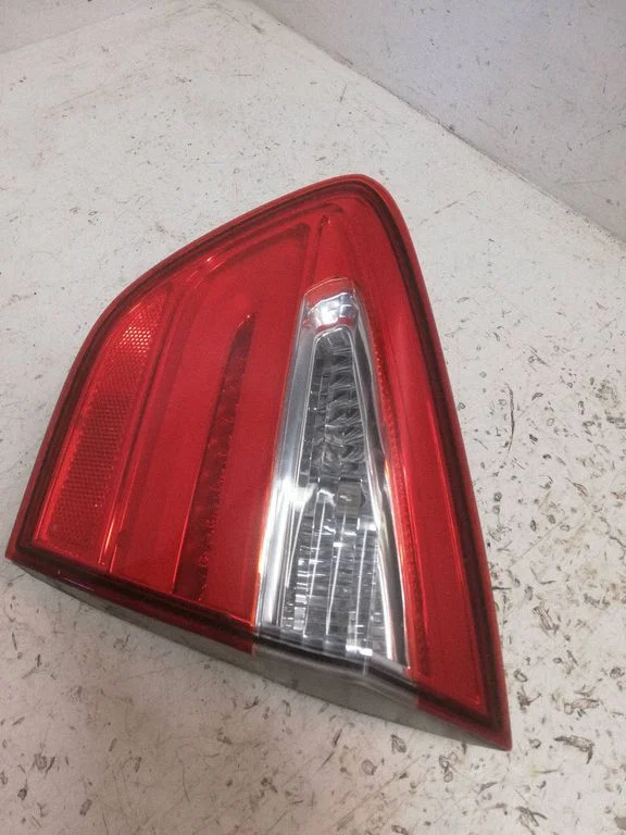 Tailgate rear/tail lights 924041W2