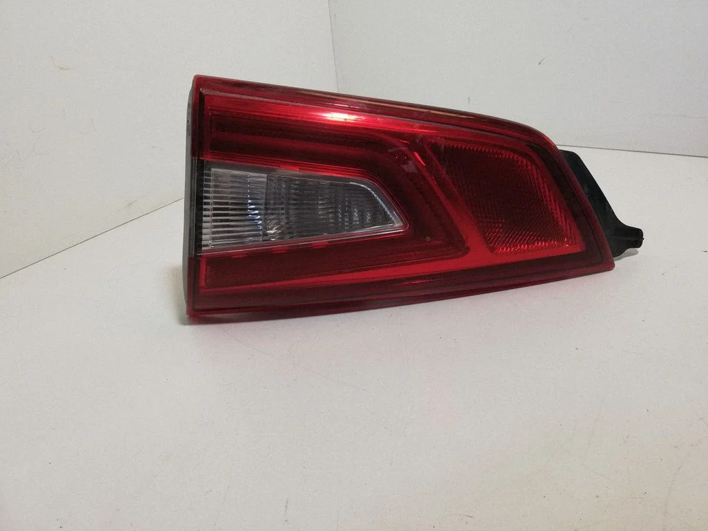 Tailgate rear/tail lights 265504EA5D