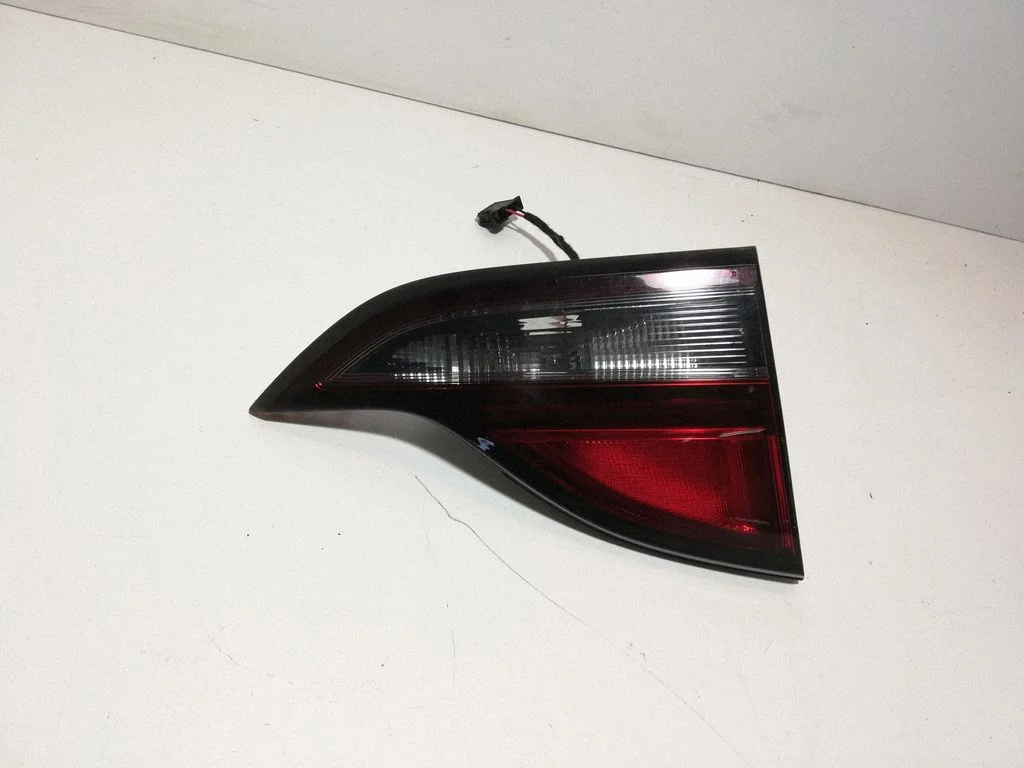 Tailgate rear/tail lights – Opel Zafira C (2011-2019)