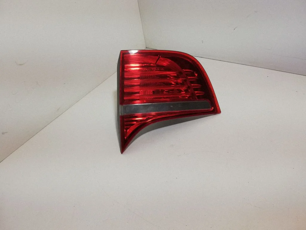 Lampa tylna w klapie – BMW X6 E71 (2008-2014)