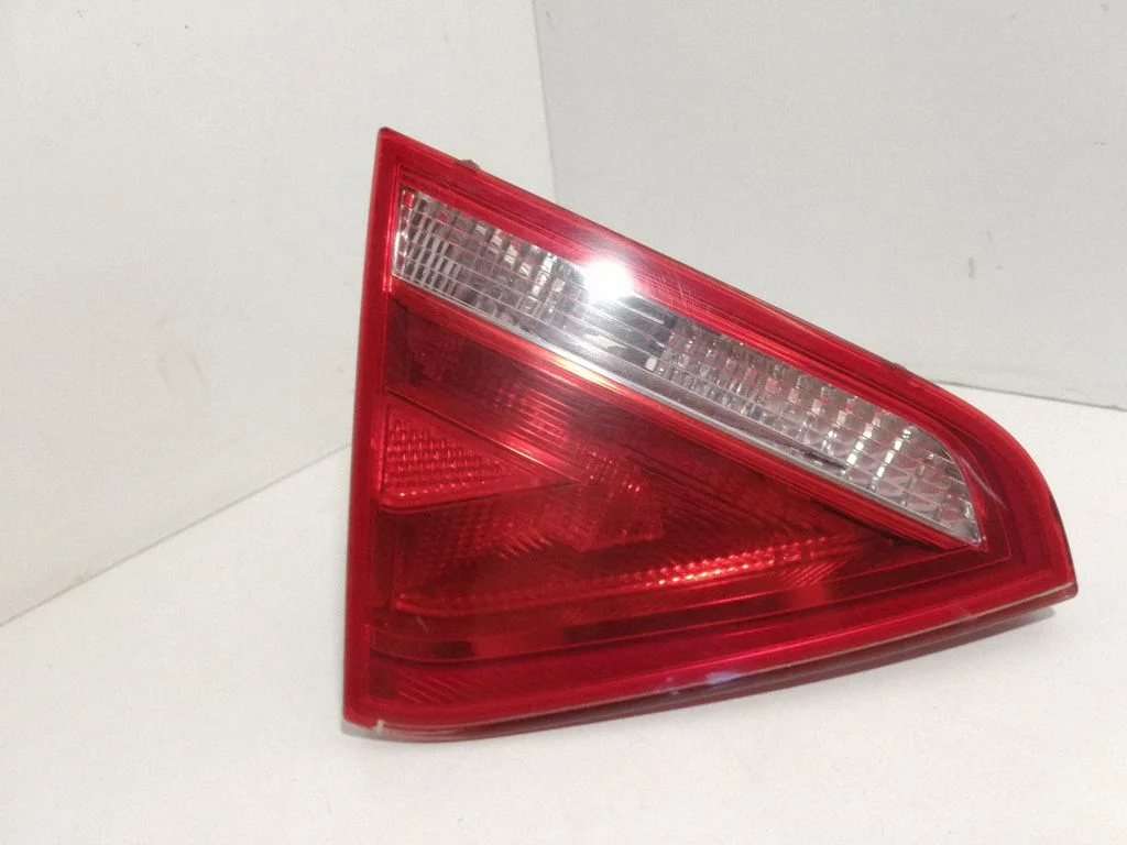 Lampa tylna w klapie – Audi A5 Sportback 8TA (2009-2016)