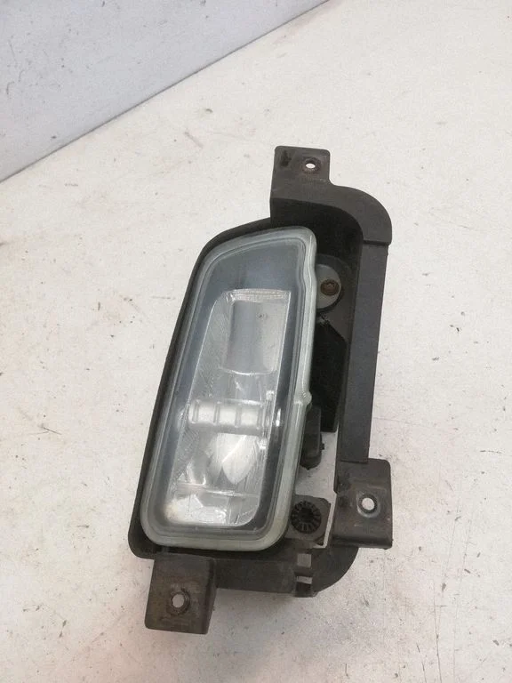 Front fog light AV1115K201AA – Ford B-MAX (2012-2020)