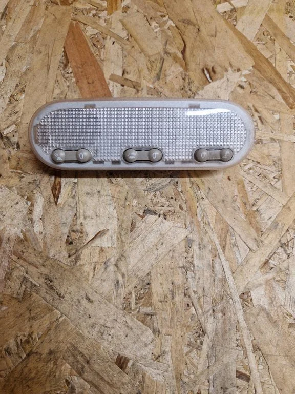 Front seat light E2451