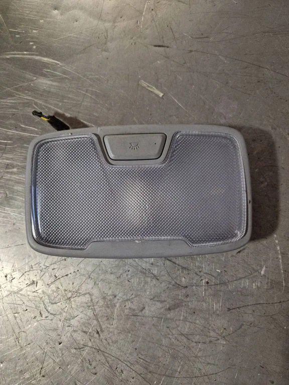 Rear seat light 928503Z000