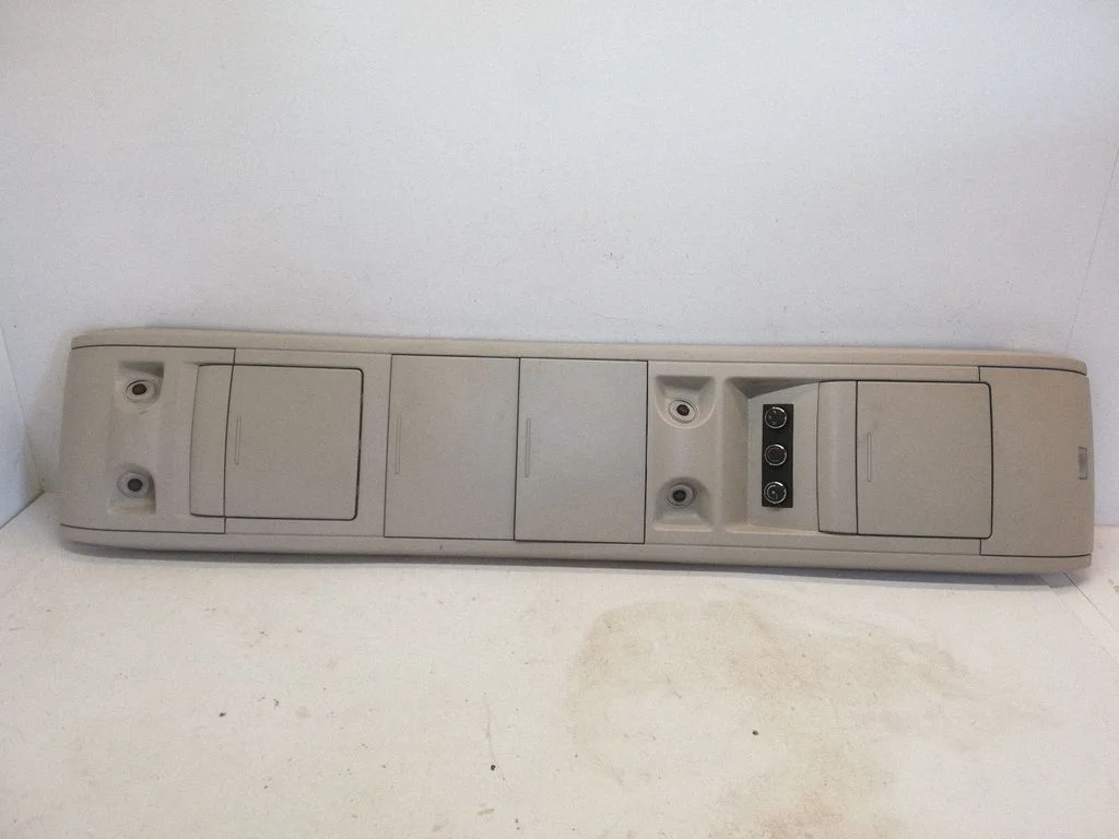 Rear seat light 1XN45HDAAG