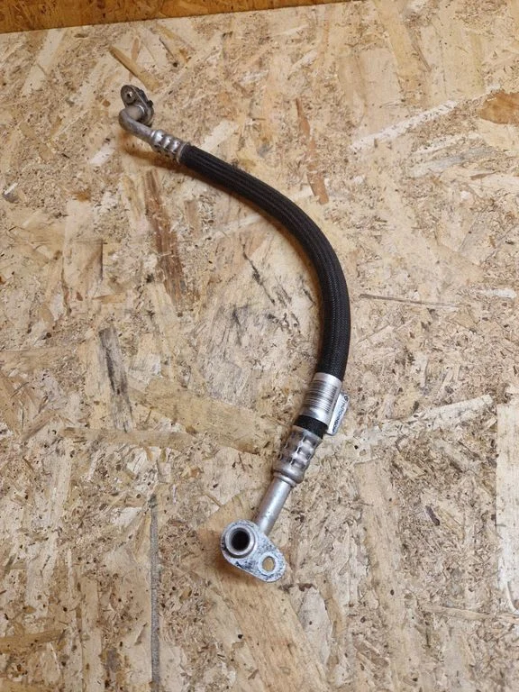 Air conditioning (A/C) pipe/hose 9826365480