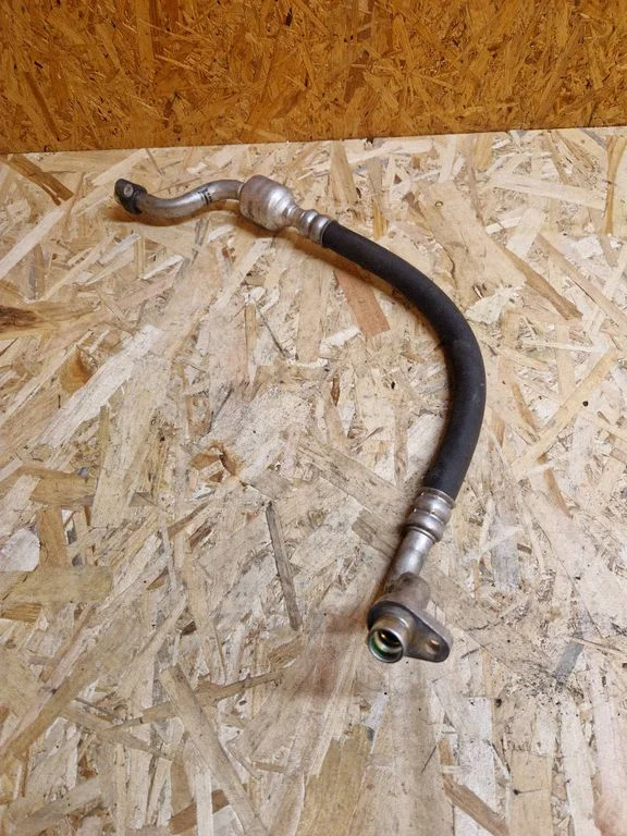 Air conditioning (A/C) pipe/hose 92480BB50A