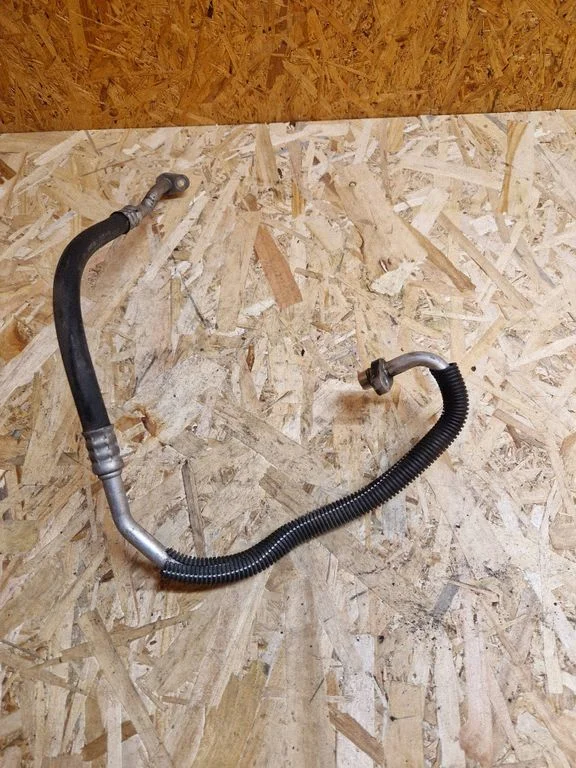 Air conditioning (A/C) pipe/hose 92490BB50A