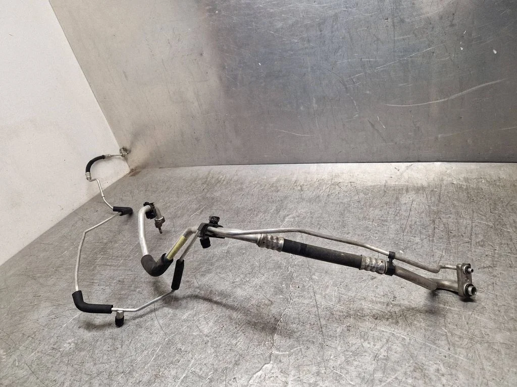 Air conditioning (A/C) pipe/hose 13448376