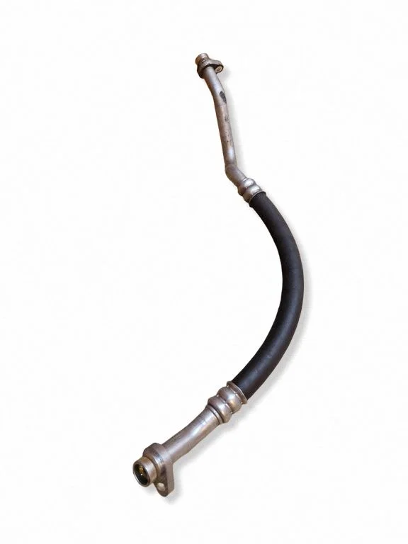 Air conditioning (A/C) pipe/hose 924804ED08