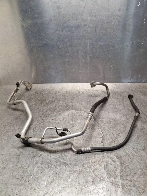 Air conditioning (A/C) pipe/hose 6862035103