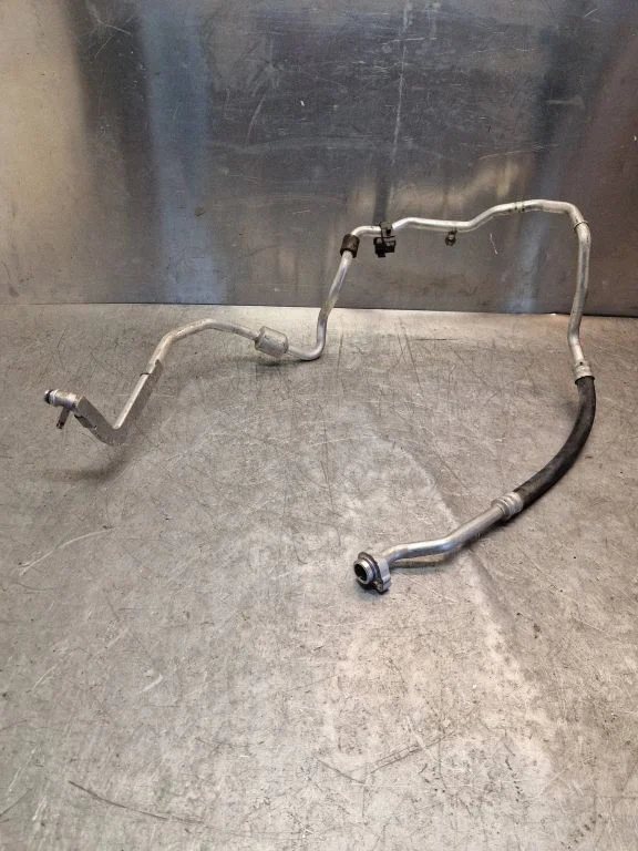 Air conditioning (A/C) pipe/hose 2Q0816743AM