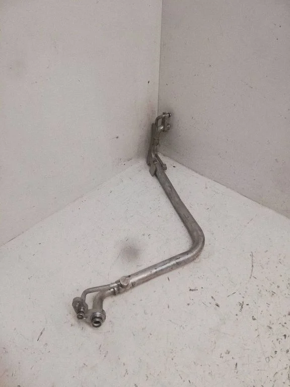 Air conditioning (A/C) pipe/hose 5Q1816738H