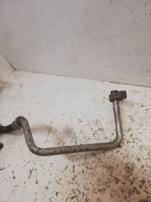 Air conditioning (A/C) pipe/hose