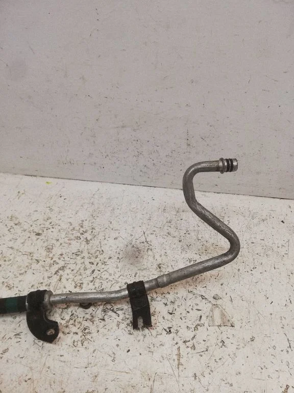 Kliimaseadme toru / voolik – Toyota Corolla Verso AR10 (2004-2009)