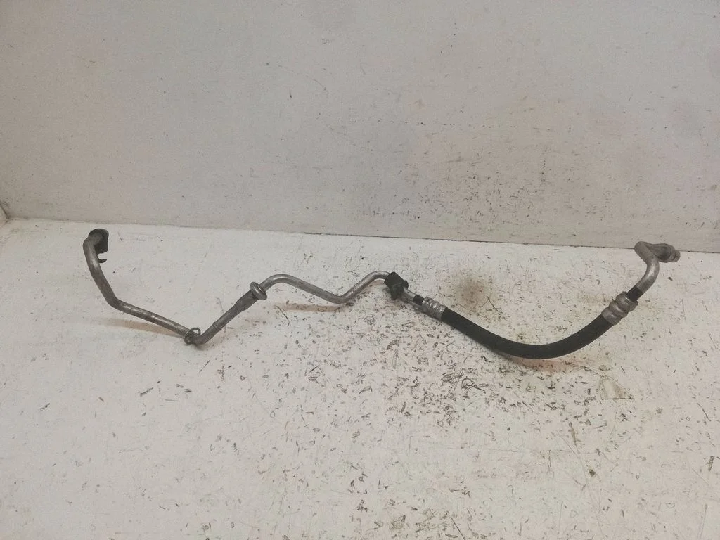 Air conditioning (A/C) pipe/hose