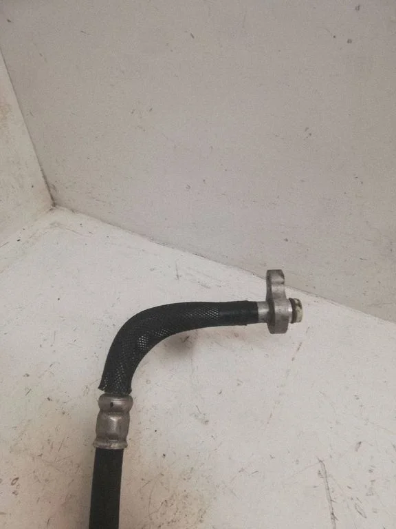 Air conditioning (A/C) pipe/hose – Volvo XC60 (2014-2016)