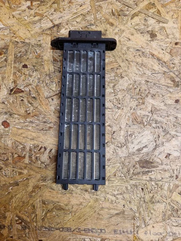 Electric cabin heater radiator DG9H18D612AB