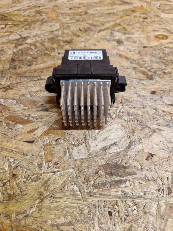 Heater blower motor/fan resistor – Opel Insignia A (2008-2017)