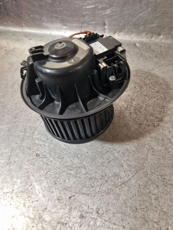 Heater blower motor/fan resistor 3C0907521F