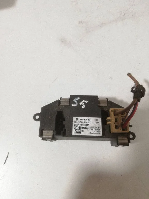 Rezystor dmuchawy 8K0820521