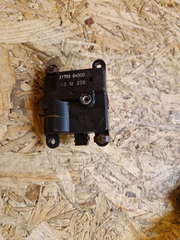 Air flap motor/actuator – Infiniti EX (2007-)