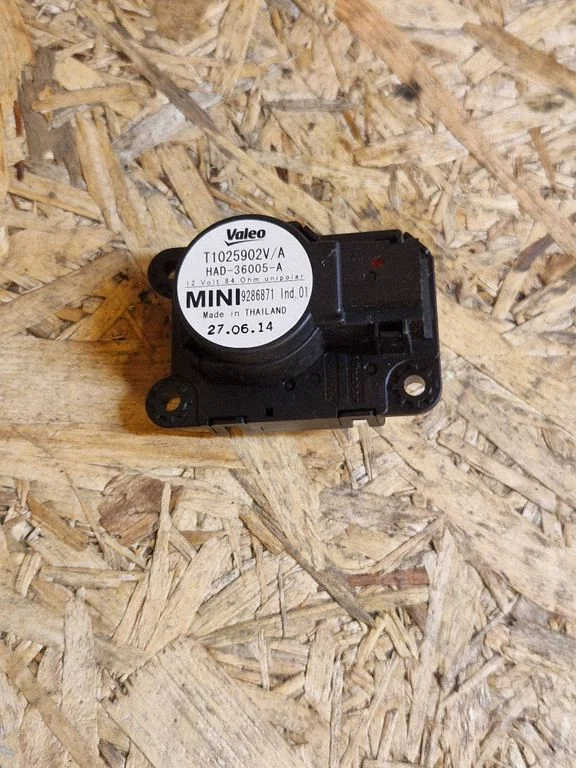 Õhuklapi mootor / ajam – Mini Cooper Countryman R60 (2011-2016)