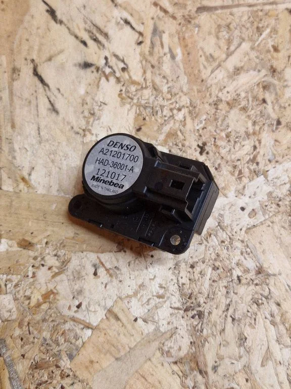 Air flap motor/actuator – Peugeot 3008 II (2016-2023)