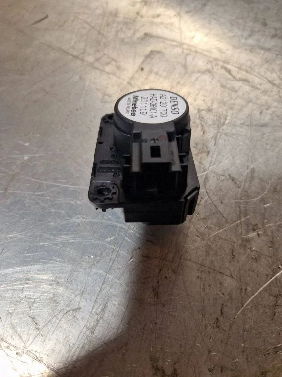 Air flap motor/actuator A21201700