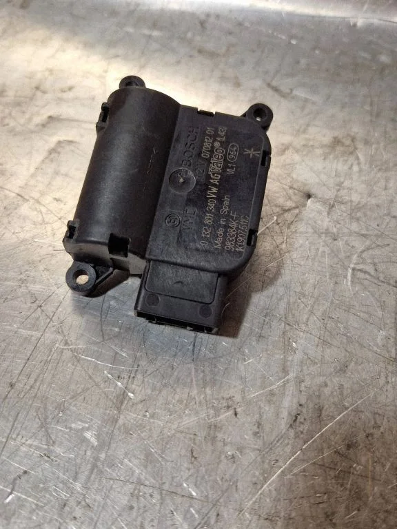 Air flap motor/actuator – Volkswagen Jetta VI (2011-2018)