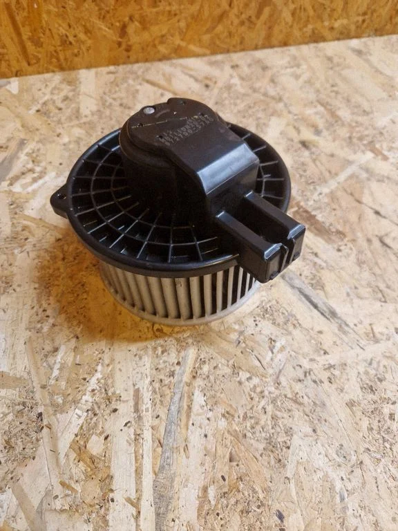 Heater fan/blower 8727005760