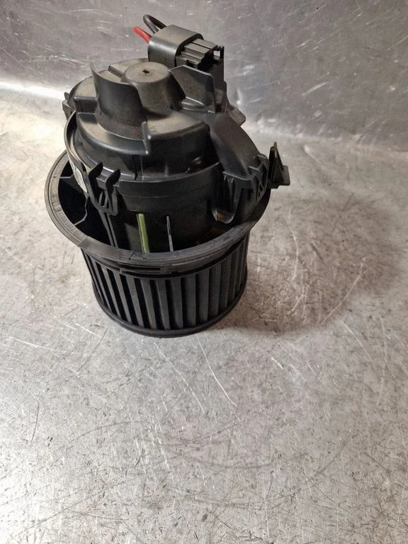 Heater fan/blower NN107860A