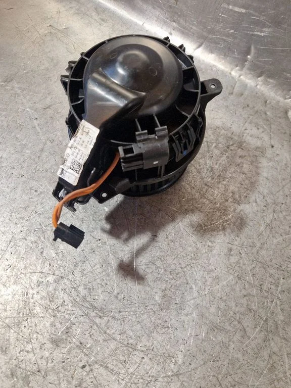 Heater fan/blower 201820021A