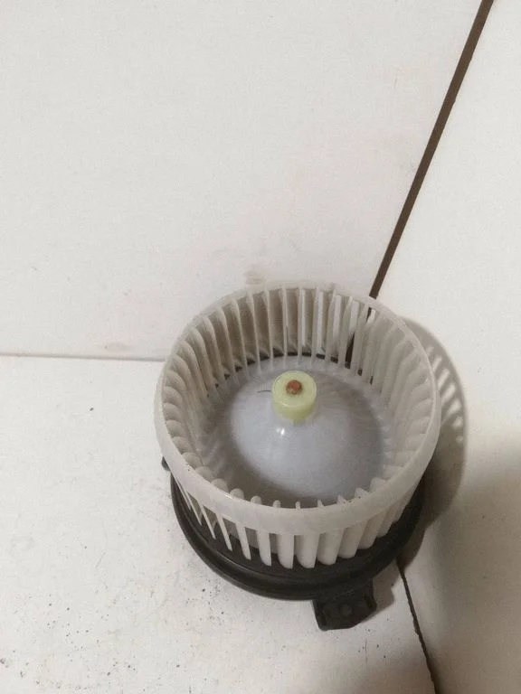 Heater fan/blower 032804203237