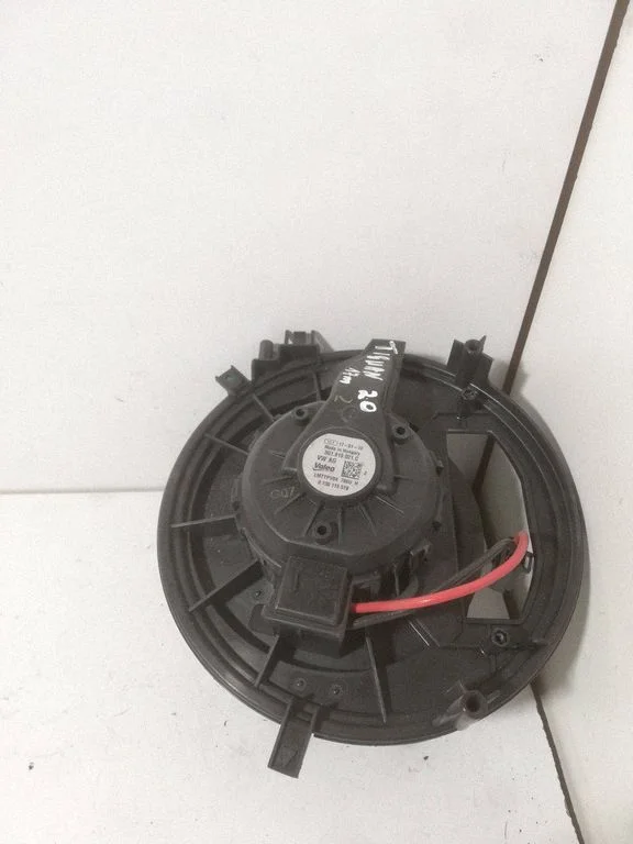 Krāsniņas ventilators/pūtējs – Volkswagen Tiguan Allspace (2017-)