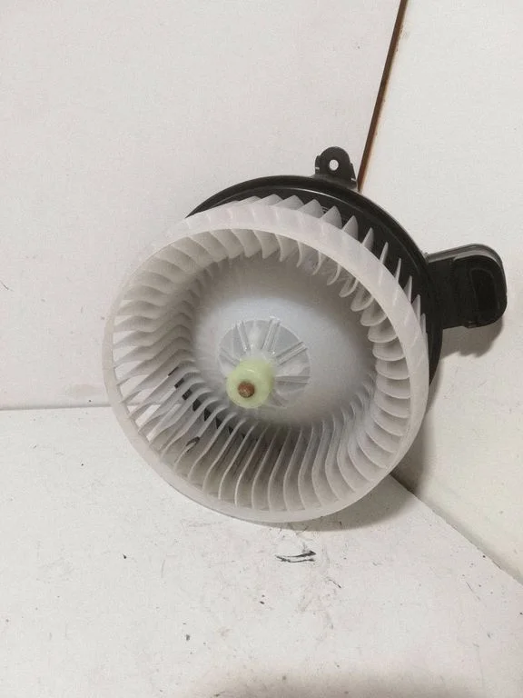 Heater fan/blower – Land Rover Range Rover Sport L494 (2013-)