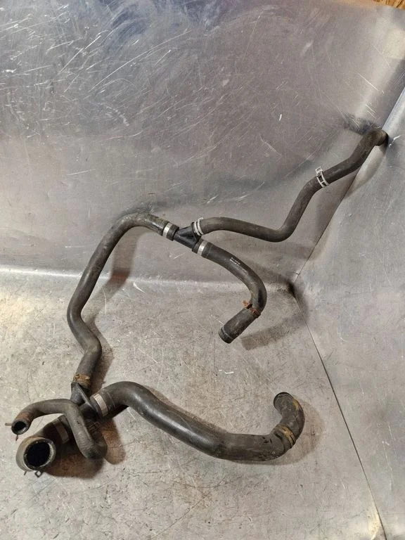 Engine coolant pipe/hose – Ford Transit Custom (2013-2023)