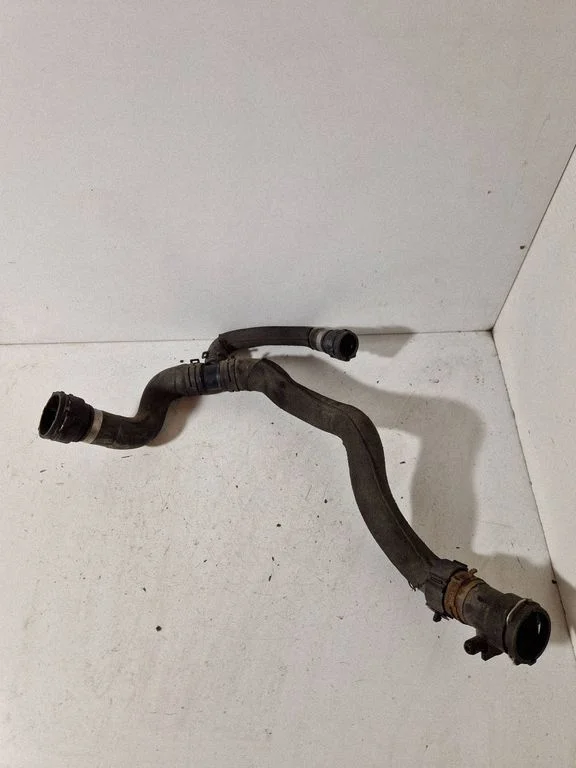 Engine coolant pipe/hose – Audi Q5 SQ5 8R (2008-2017)