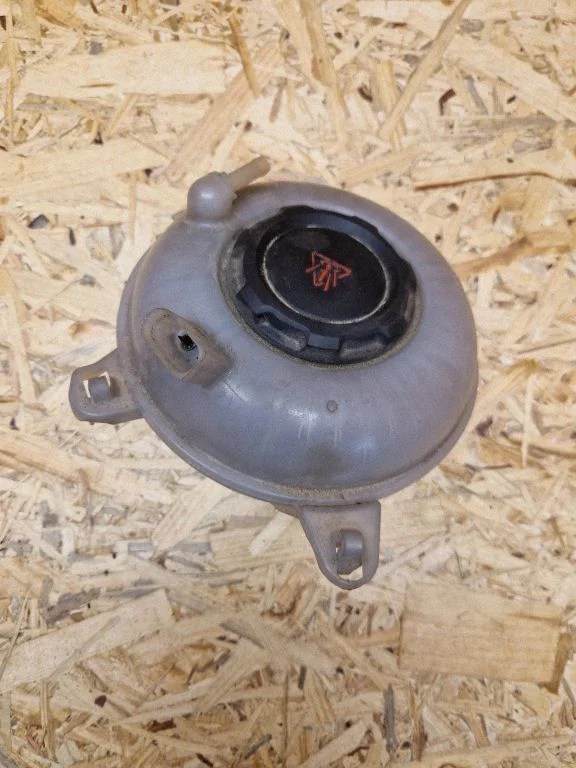 Coolant expansion tank/reservoir 5Q0121407G